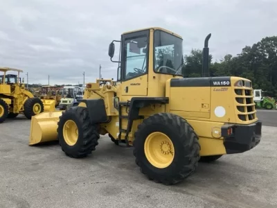 KOMATSU WA150-3