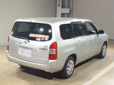Toyota SUCCEED