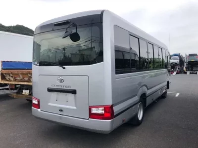 Toyota COASTER
