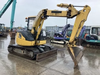 KOMATSU PC58UU-5