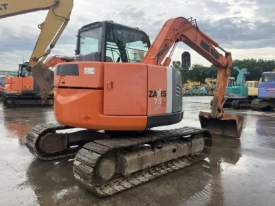 HITACHI ZX75US-3