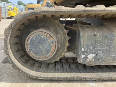 KOMATSU PC30UU-3
