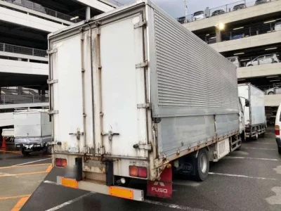 Mitsubishi FUSO FIGHTER