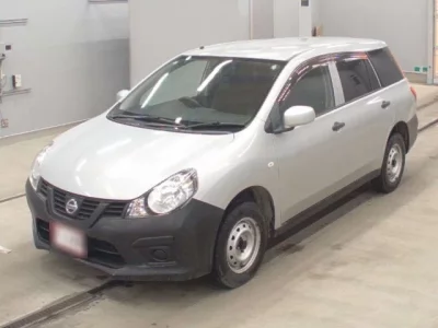 Nissan AD