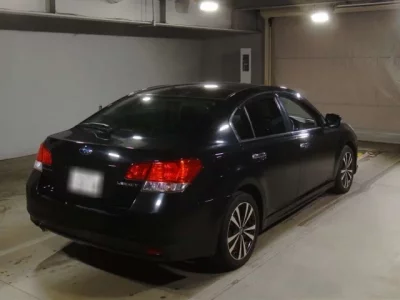 Subaru LEGACY B4