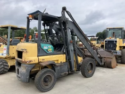 KOMATSU SD25-6