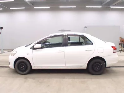 Toyota BELTA