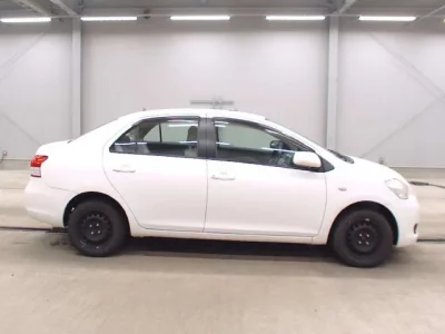 Toyota BELTA