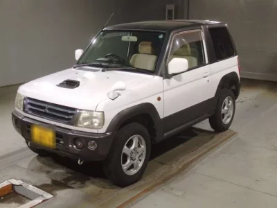 Mitsubishi PAJERO MINI
