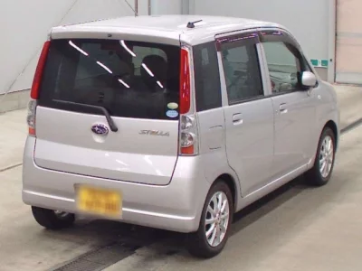 Subaru STELLA