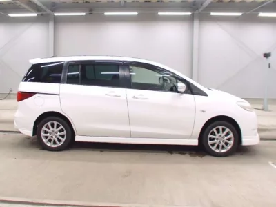 Nissan LAFESTA