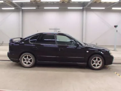 Subaru LEGACY B4