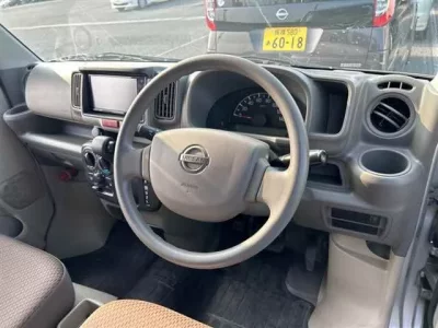 Nissan CLIPPER VAN