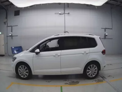 Volkswagen GOLF TOURAN