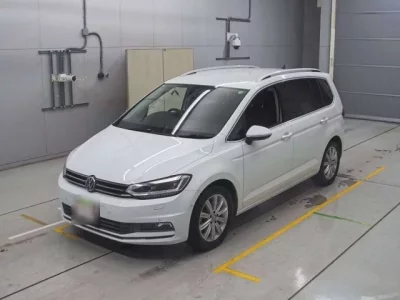 Volkswagen GOLF TOURAN