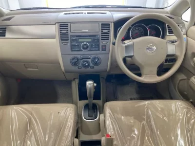 Nissan TIIDA LATIO