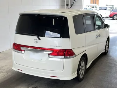 Honda STEP WAGON