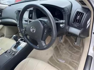 Nissan SKYLINE