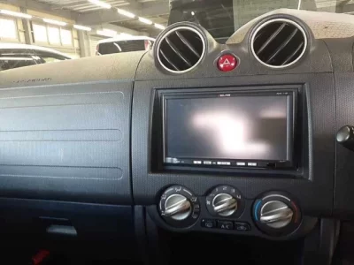 Nissan KIX
