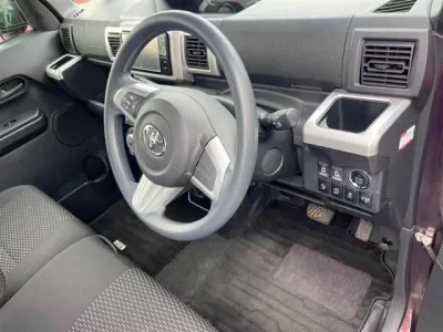 Toyota PIXIS MEGA