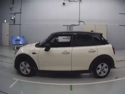 BMW MINI
