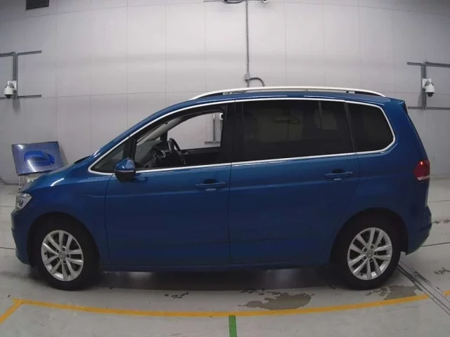 Volkswagen GOLF TOURAN