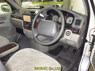Toyota HIACE REGIUS