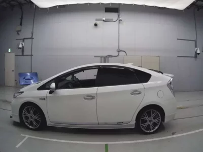 Toyota PRIUS PHV