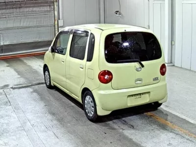 Daihatsu MOVE LATTE