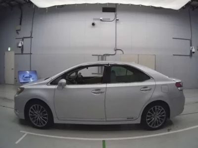 Lexus HS
