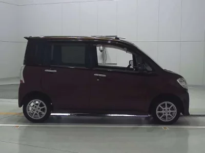 Daihatsu TANTO EXE