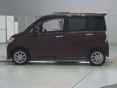 Daihatsu TANTO EXE