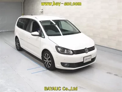 Volkswagen GOLF TOURAN