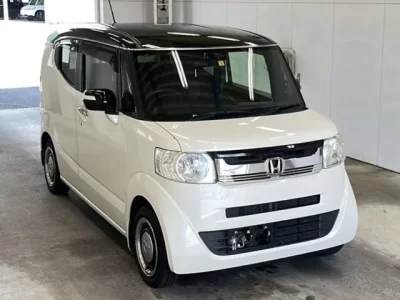 Honda N BOX SLASH