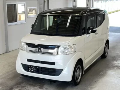 Honda N BOX SLASH