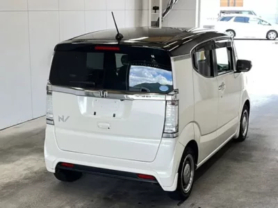 Honda N BOX SLASH