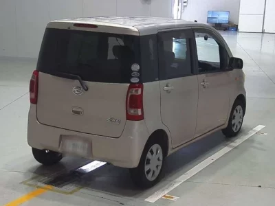 Daihatsu TANTO EXE