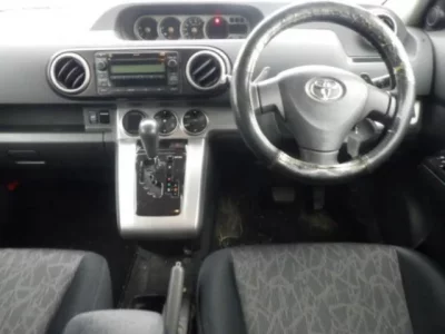 Toyota COROLLA RUMION