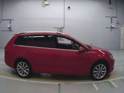Volkswagen GOLF VARIANT