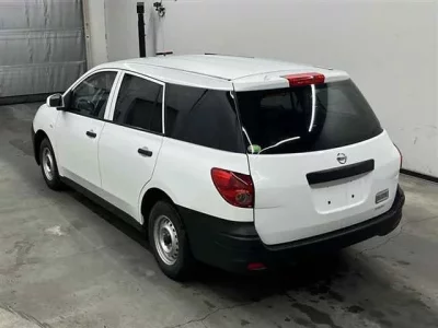 Nissan AD