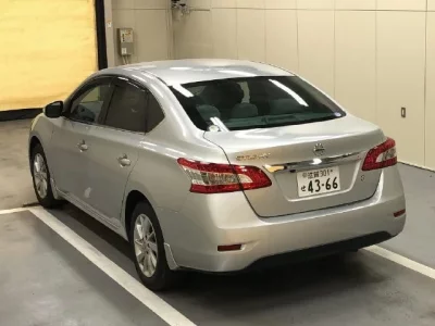 Nissan SYLPHY