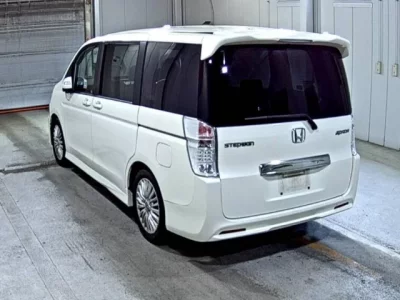 Honda STEP WAGON