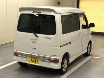 Daihatsu Atrai Wagon