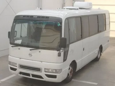 Nissan BUS