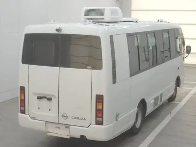 Nissan BUS