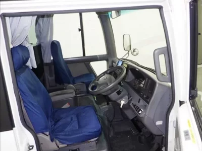 Nissan BUS