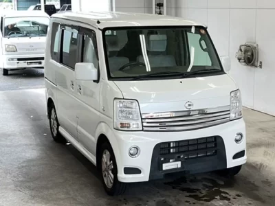 Nissan CLIPPER RIO