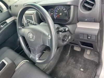 Toyota PIXIS SPACE