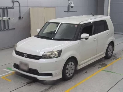 Toyota COROLLA RUMION