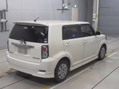 Toyota COROLLA RUMION
